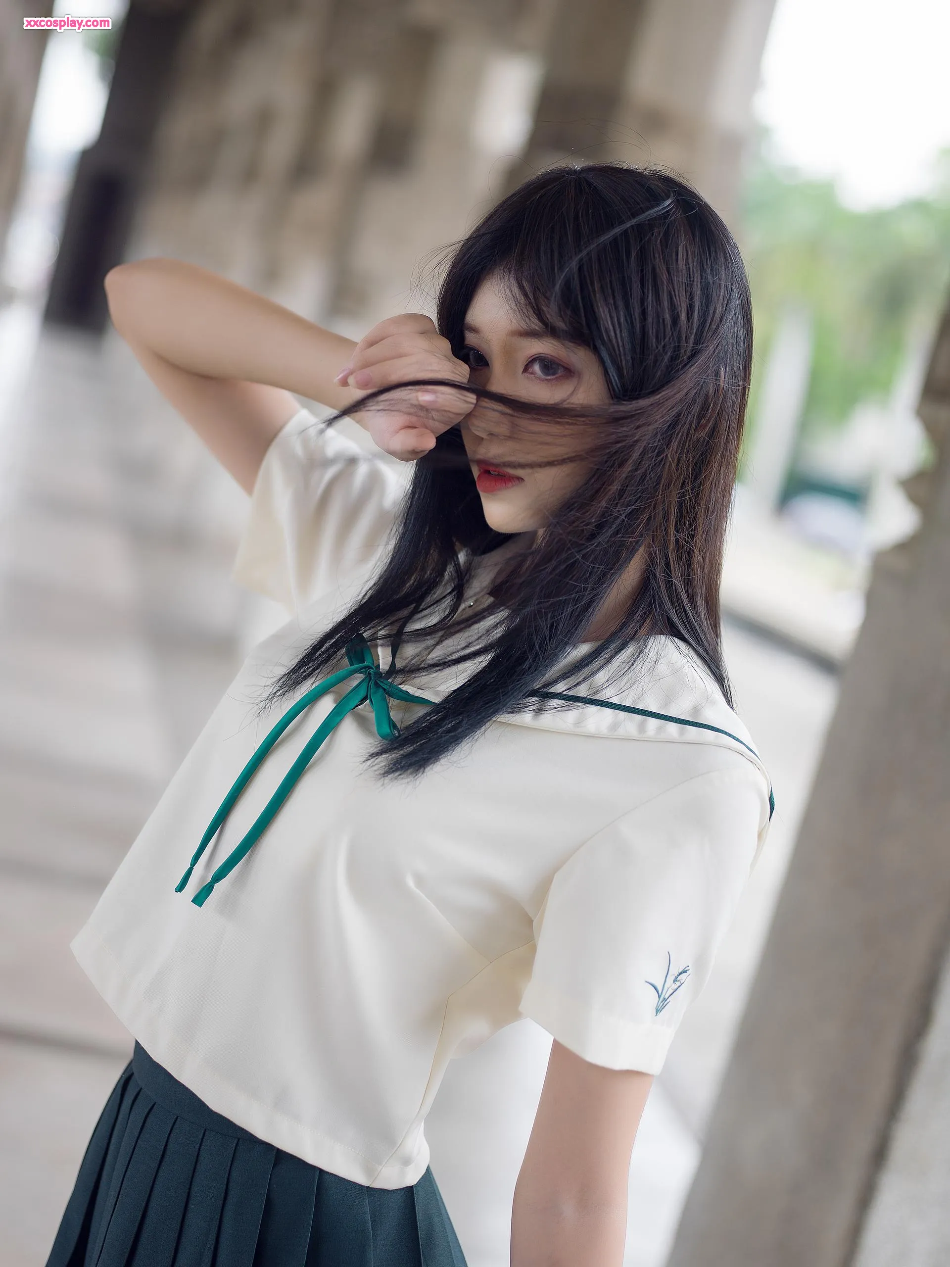 Nantao Momoko - Đồng Phục JK Xanh Lá